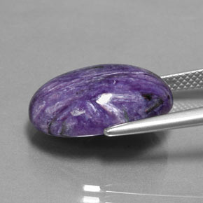 Charoíta violeta natural 11,27ct, corte oval, opaco