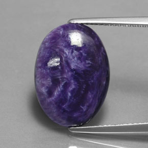 Charoíta violeta natural 7,75ct, corte oval, opaco