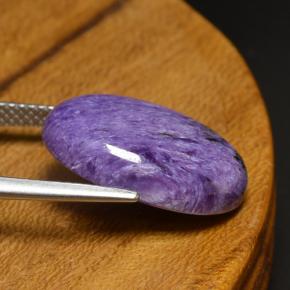 Charoíta violeta natural 9,17ct, corte oval, opaco