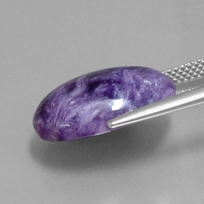 Charoíta violeta natural 9,57ct, corte oval, opaco