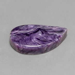 Charoíta violeta natural 18,29ct, forma extravagante, opaco