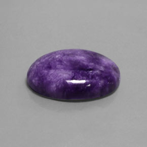 Charoíta violeta natural 16,85ct, corte oval, opaco