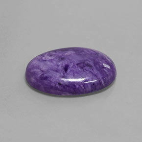 Charoíta violeta natural 14,42ct, corte oval, opaco