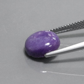 Charoíta violeta natural 3,11ct, corte redondo, opaco