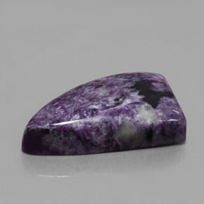 Charoíta violeta natural 33,50ct, forma extravagante, opaco