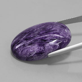 Charoíta violeta natural 36,74ct, corte oval, opaco