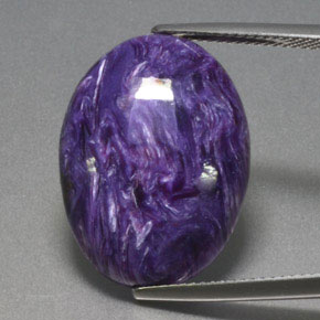 Charoíta violeta natural 14,32ct, corte oval, opaco