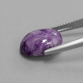 Charoíta violeta natural 5,36ct, corte oval, opaco