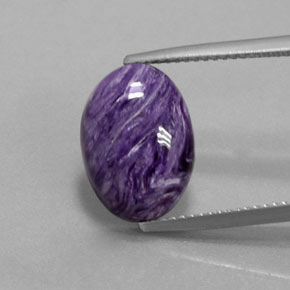 Charoíta violeta natural 5,59ct, corte oval, opaco