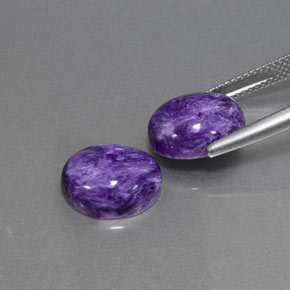 Pedras preciosas de charoíta violeta natural de  ct, corte oval, opaco