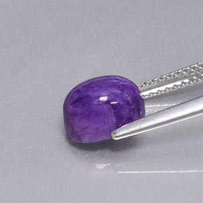Charoíta violeta natural 1,96ct, corte oval, opaco