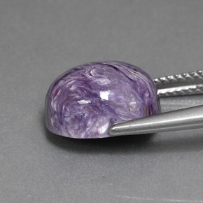 Charoíta violeta natural 5,45ct, corte oval, opaco