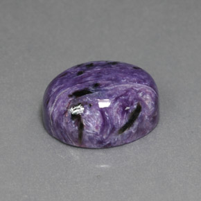 Charoíta violeta natural 5,47ct, corte oval, opaco