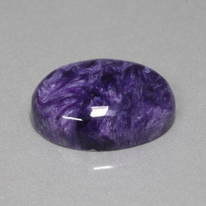 Charoíta violeta natural 15,67ct, corte oval, opaco