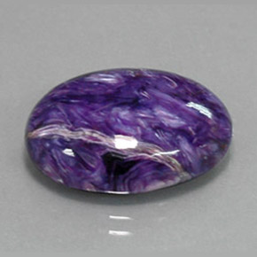 Charoíta violeta natural 13,56ct, corte oval, opaco