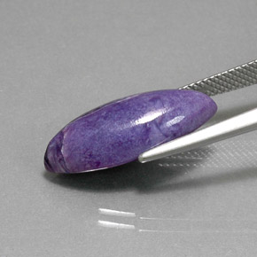 Charoíta violeta natural 6,82ct, marquise, opaco