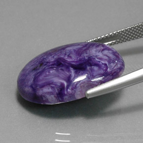Charoíta violeta natural 14,18ct, corte oval, opaco