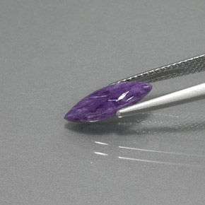 Charoíta violeta natural 1,32ct, marquise, opaco