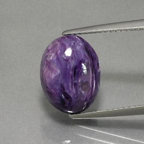 Charoíta violeta natural 4,70ct, corte oval, opaco