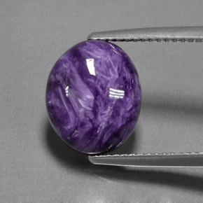 Charoíta violeta natural 4,82ct, corte oval, opaco