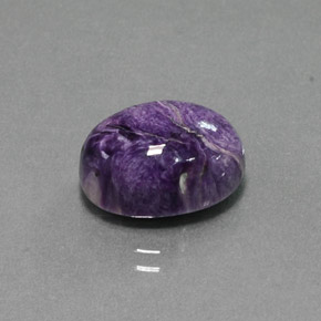 Charoíta violeta natural 7,53ct, corte oval, opaco