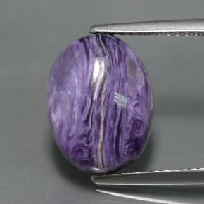 Charoíta violeta natural 5,26ct, corte oval, opaco