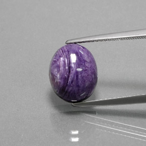 Charoíta violeta natural 4,44ct, corte oval, opaco