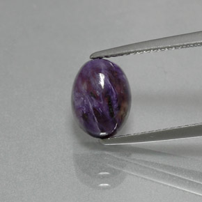 Charoíta violeta natural 2,11ct, corte oval, opaco