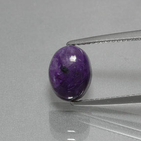 Charoíta violeta natural 2,80ct, corte oval, opaco