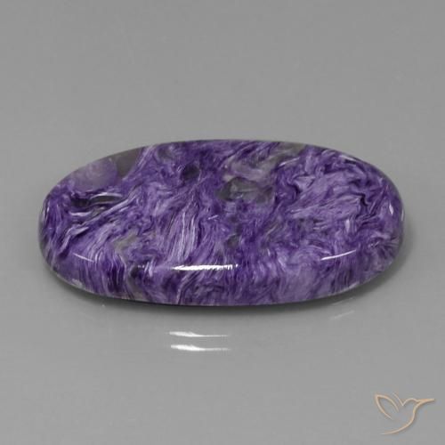Charoíta violeta natural 50,99ct, corte oval, opaco
