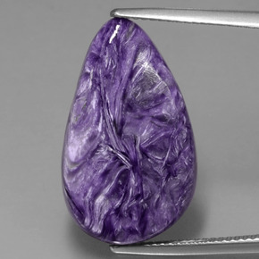 Charoíta violeta natural 10,34ct, formato de pêra, opaco