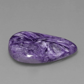 Charoíta violeta natural 10,34ct, formato de pêra, opaco