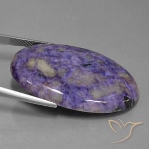 Charoite Violeta médio Natural 71.35ct, oval, Opaco