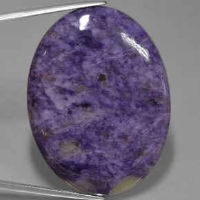 Charoíta violeta natural 83,59ct, corte oval, opaco