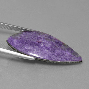 Charoíta violeta natural 12,93ct, forma extravagante, opaco