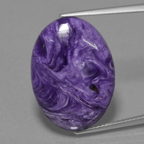 Charoíta violeta natural 14,65ct, corte oval, opaco