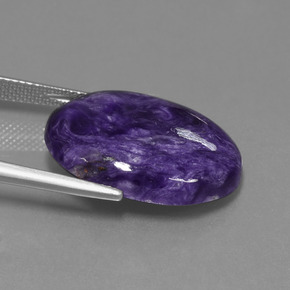 Charoíta violeta natural 15,00ct, corte oval, opaco