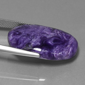 Charoíta violeta natural 32,90ct, corte oval, opaco