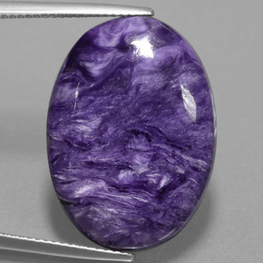 Charoíta violeta natural 19,61ct, corte oval, opaco