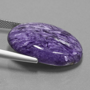 Charoíta violeta natural 22,22ct, corte oval, opaco