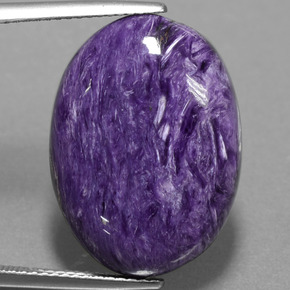 Charoíta violeta natural 15,38ct, corte oval, opaco