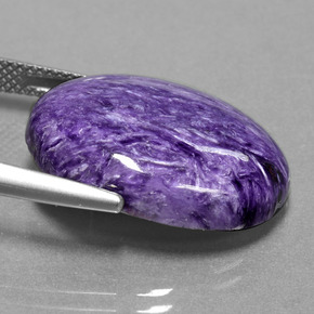 Charoíta violeta natural 15,38ct, corte oval, opaco