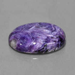 Charoíta violeta natural 22,50ct, corte oval, opaco