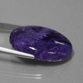 Charoíta violeta natural 35,11ct, corte oval, opaco