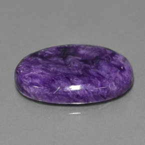 Charoíta violeta natural 18,97ct, corte oval, opaco