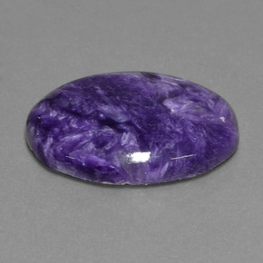 Charoíta violeta natural 17,78ct, corte oval, opaco