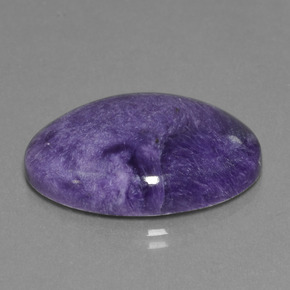 Charoíta violeta natural 20,32ct, corte oval, opaco