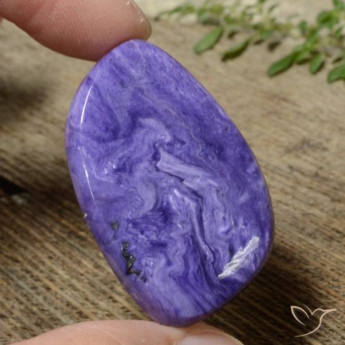 39.50ct Natural Violeta Intenso Charoite, Chique, Opaco