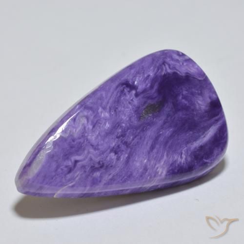 Charoíta violeta natural 25,37ct, formato de pêra, opaco