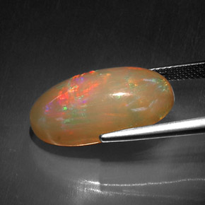Opala chocolate multicolorido natural 10,52ct, corte oval, opaco